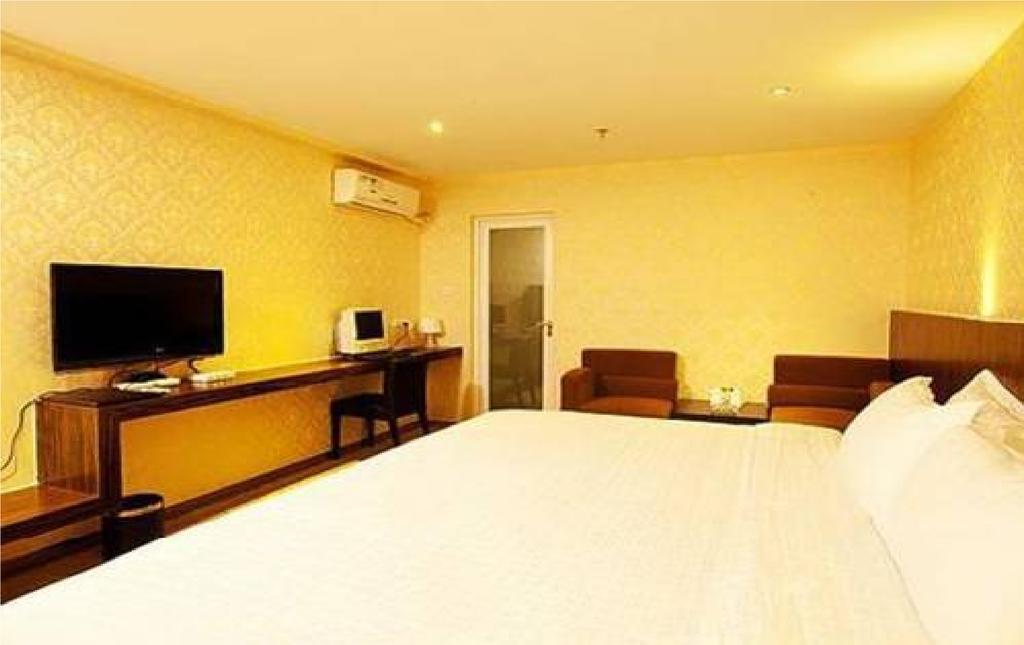 Shenzhen Luohu Art Hotel, Dongmen Shopping Center Rum bild
